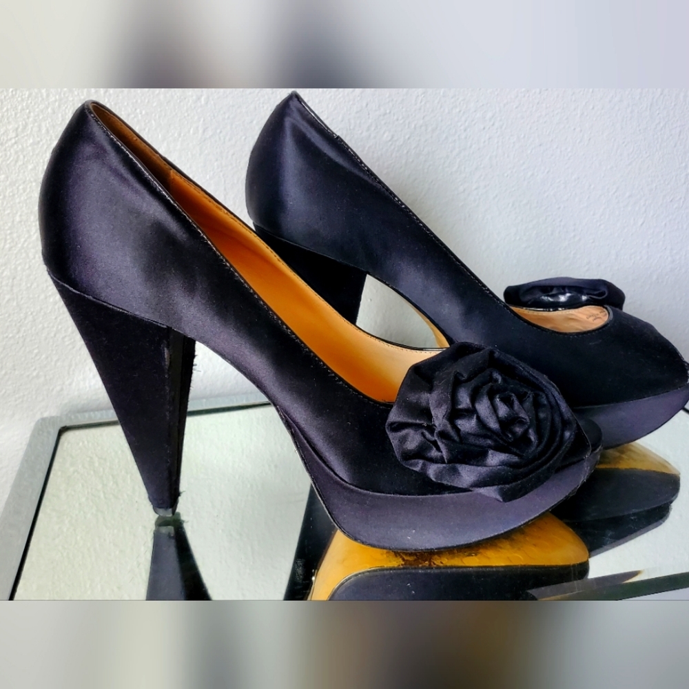 Betsey Johnson pin up heels